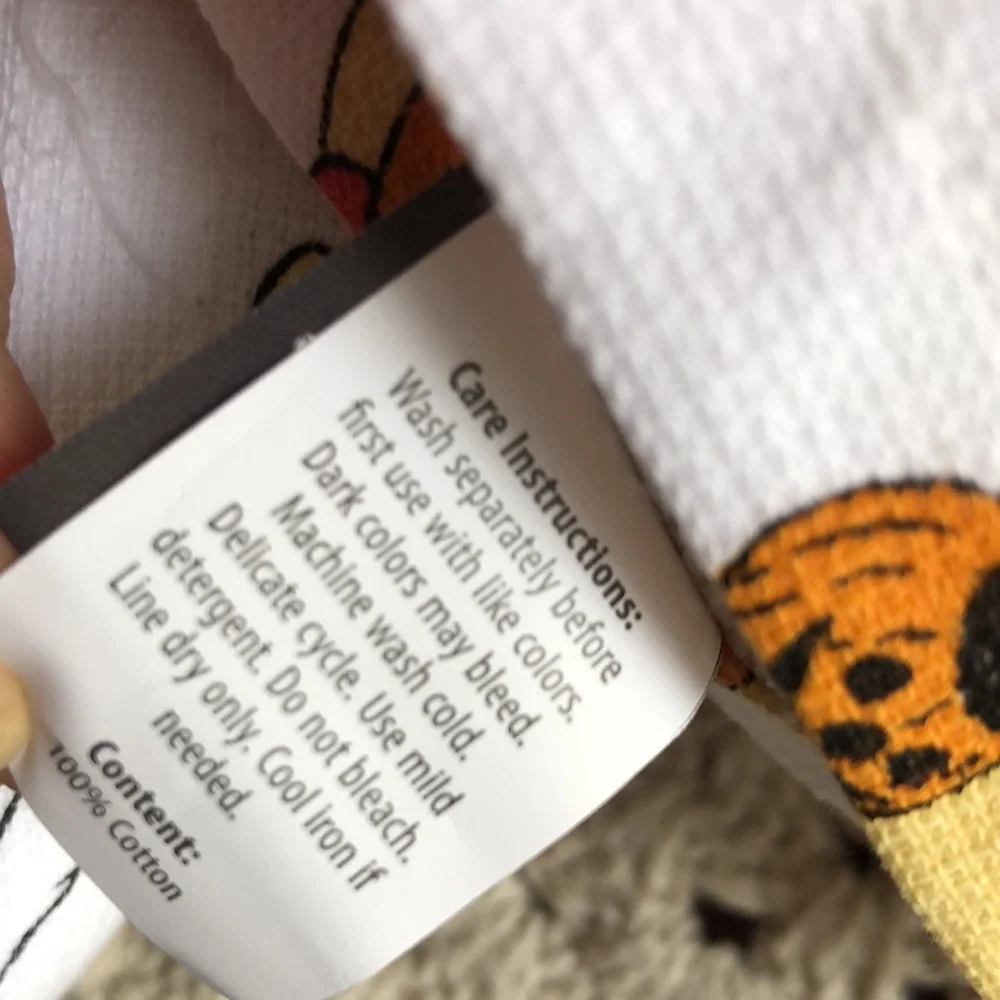 Disney Winnie the Pooh Halloween Kitchen Towels
